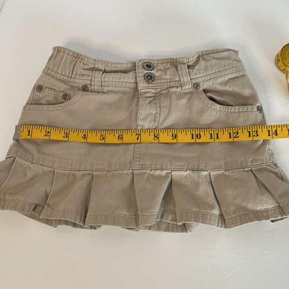 Old Navy youth sz 7 tan ruffled skort - Picture 12 of 12